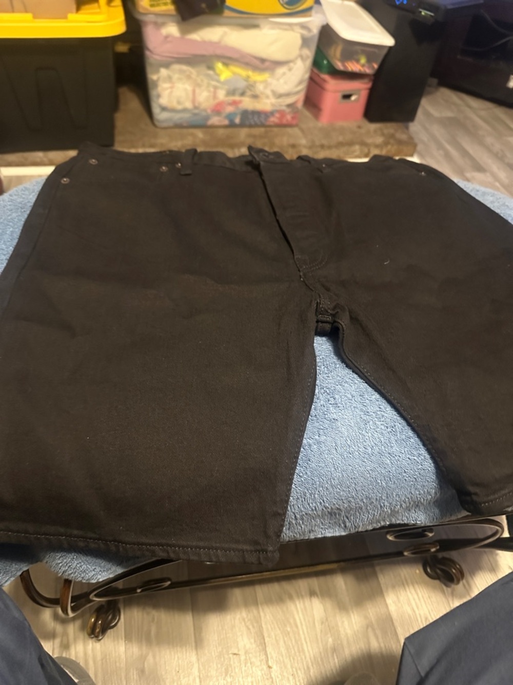 Levi's Black Flat-Front Men's Shorts - Classic Straight Cut